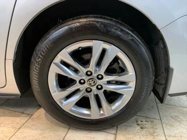 2023 Toyota Sienna Limited