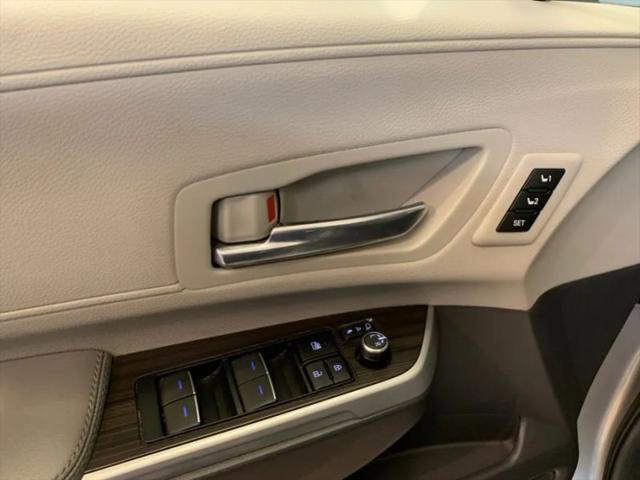 2023 Toyota Sienna Limited