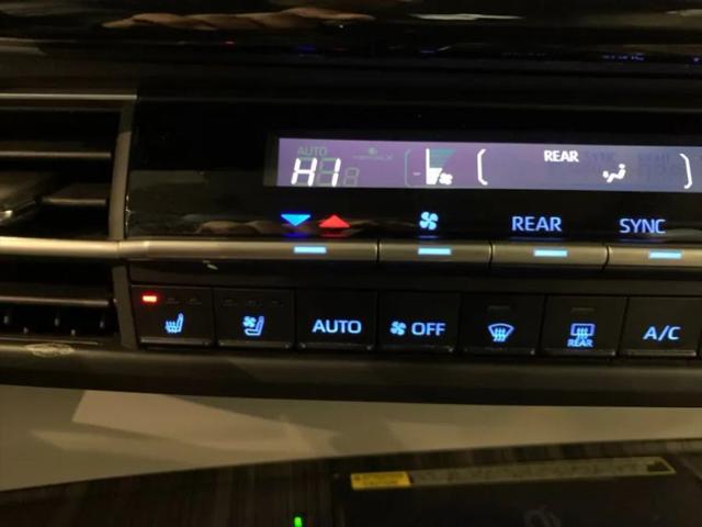 2023 Toyota Sienna Limited