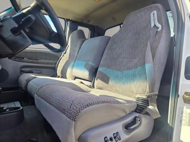 2001 Dodge Ram 2500 Base