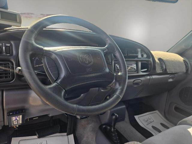 2001 Dodge Ram 2500 Base