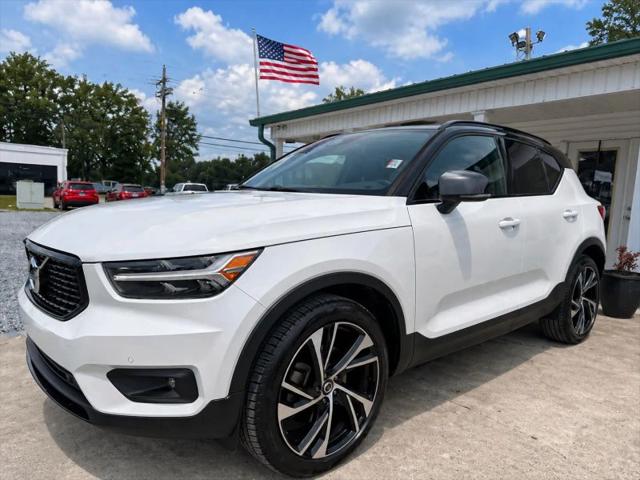 2021 Volvo XC40 T5 R-Design