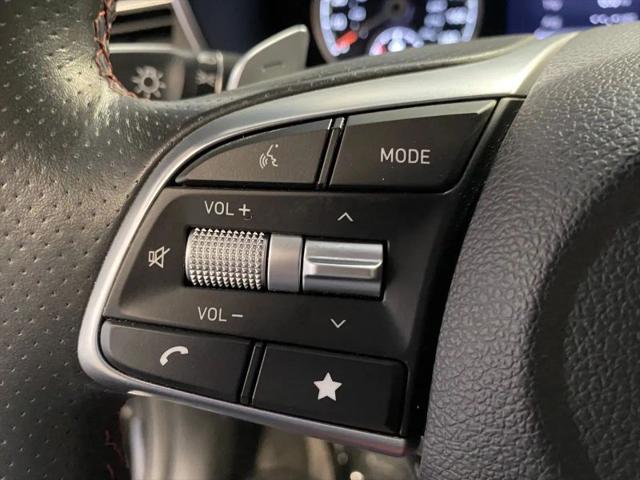 2023 Genesis G70 2.0T RWD