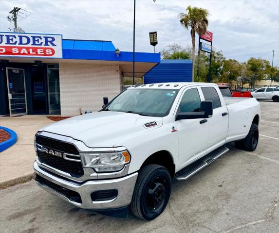 2021 Ram 3500 Tradesman Crew Cab 4x4 8' Box