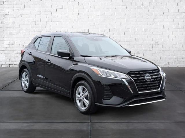 2025 Nissan Kicks S