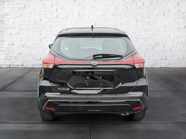 2025 Nissan Kicks S