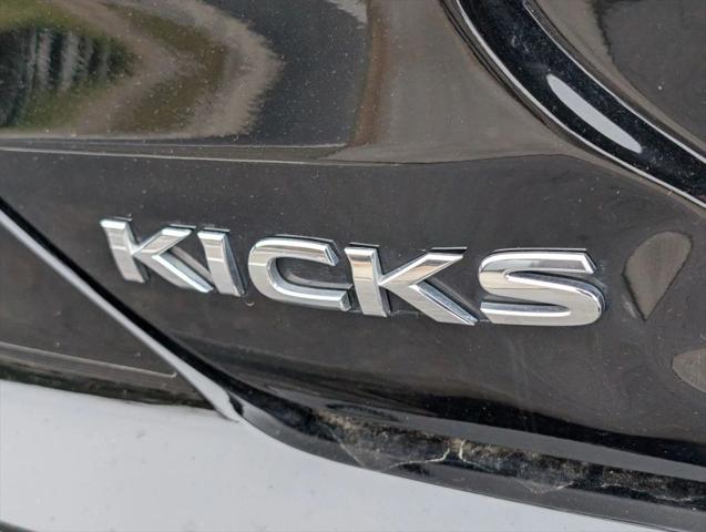2025 Nissan Kicks S