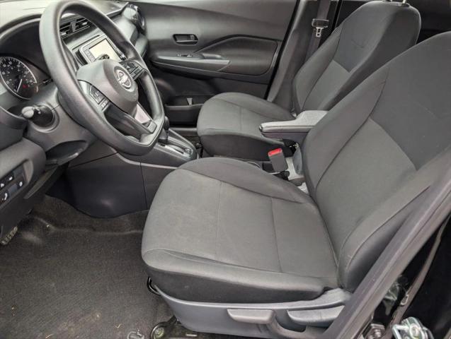 2025 Nissan Kicks S