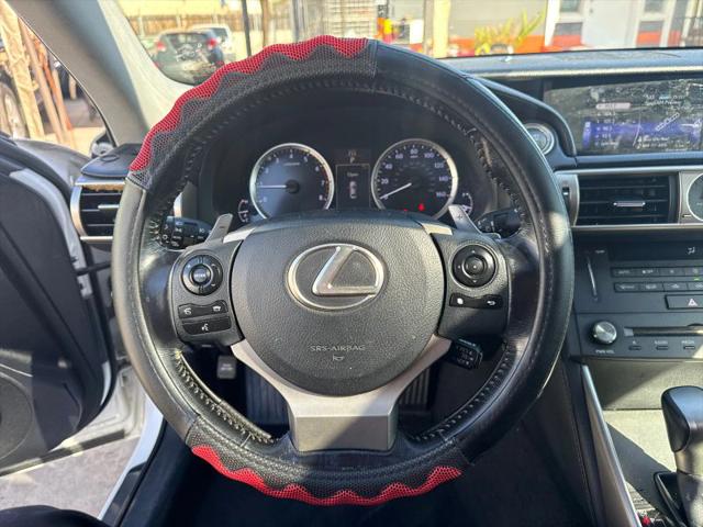 2016 Lexus IS 200t 200t
