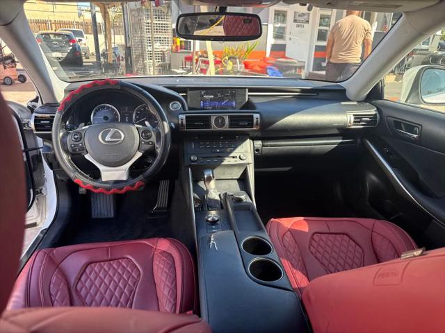 2016 Lexus IS 200t 200t