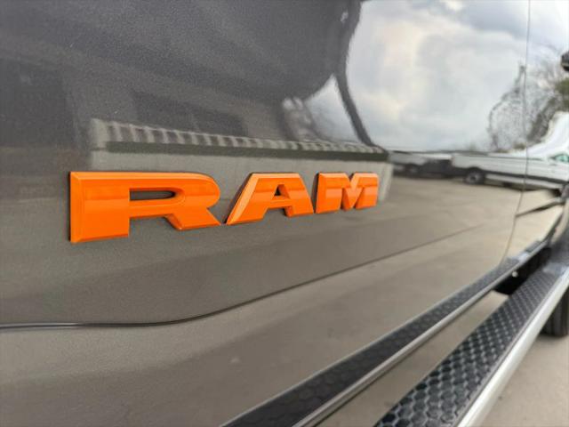 2019 Ram 1500 Laramie Crew Cab 4x4 5'7" Box