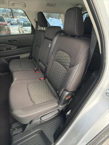 2023 Nissan Pathfinder SV 4WD