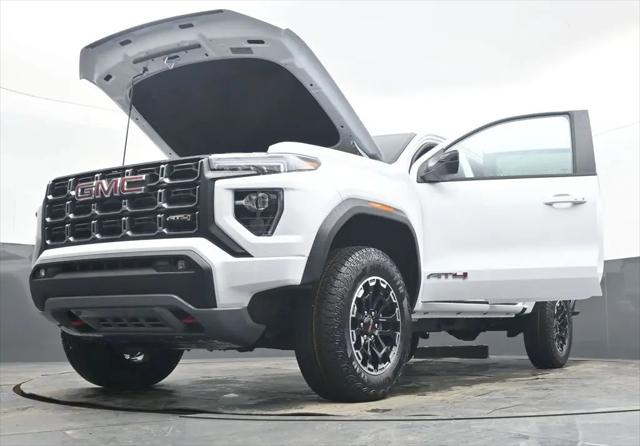 2026 GMC Canyon AT4, 4WD