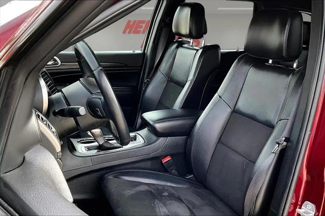 2022 Jeep Grand Cherokee Laredo X 4x4