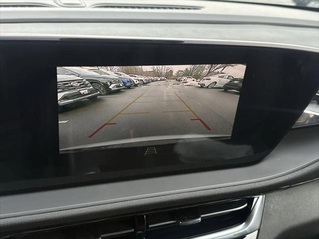 2026 Buick NV Sport Touring FWD