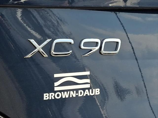 2026 Volvo XC90 Plus, B6 AWD Gas (mild hybrid), Gasoline, Bright, 7 Seats