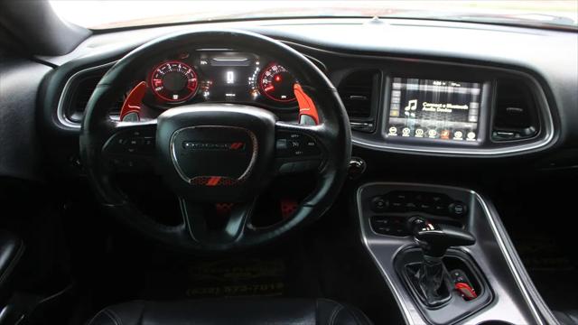 2017 Dodge Challenger SXT Plus
