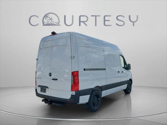 2026 Mercedes-Benz Sprinter 2500 Standard Roof 4-Cyl Diesel