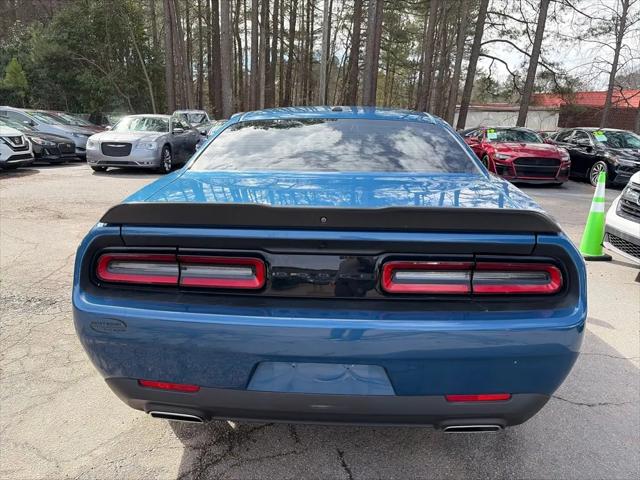2021 Dodge Challenger SXT