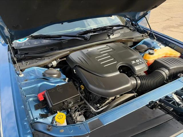 2021 Dodge Challenger SXT