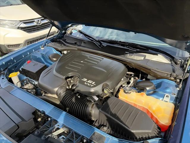 2021 Dodge Challenger SXT