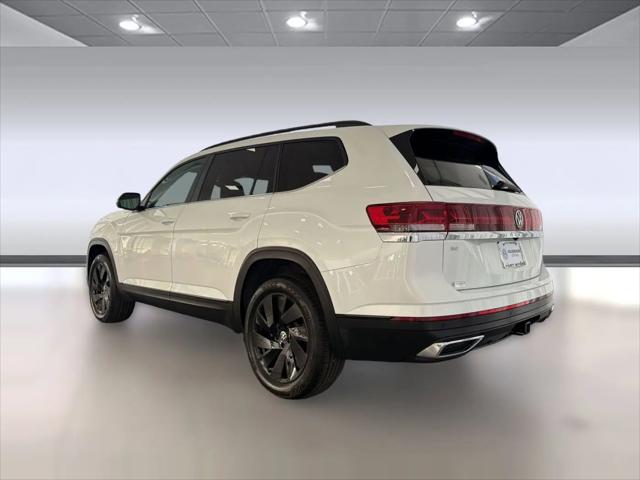 2026 Volkswagen Atlas SE with Technology