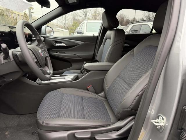 2026 Buick NV Preferred FWD