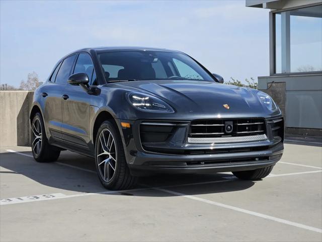 2026 Porsche Macan Macan