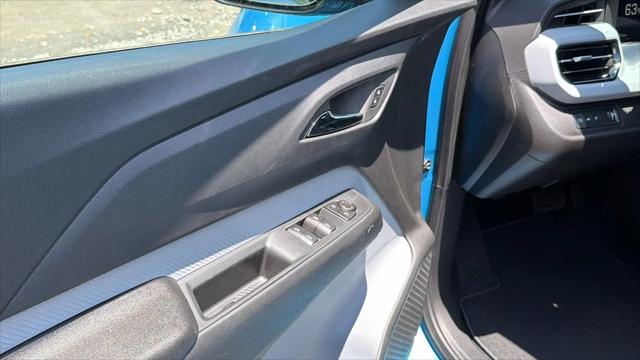 2027 Chevrolet Bolt LT FWD