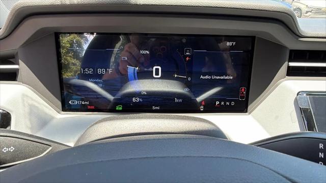 2027 Chevrolet Bolt LT FWD