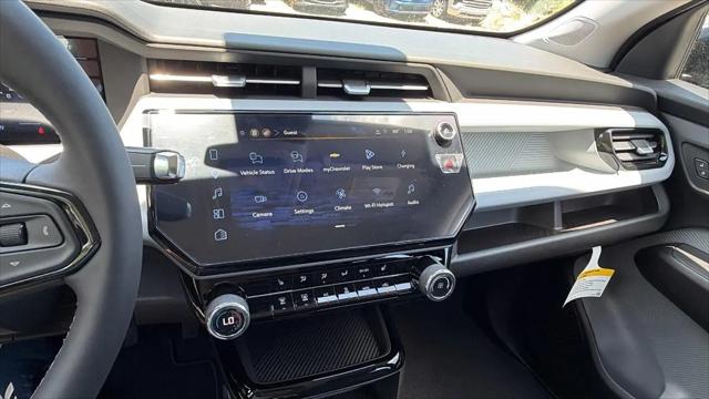 2027 Chevrolet Bolt LT FWD