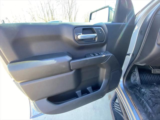 2026 GMC Sierra 1500 Crew Cab, Short Bed, Pro, 4WD