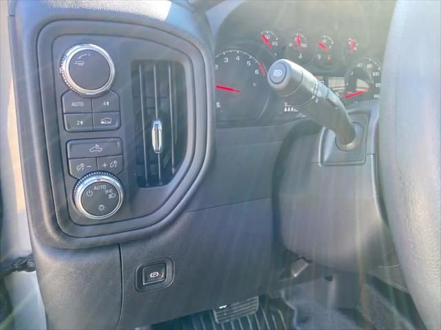 2026 GMC Sierra 1500 Crew Cab, Short Bed, Pro, 4WD