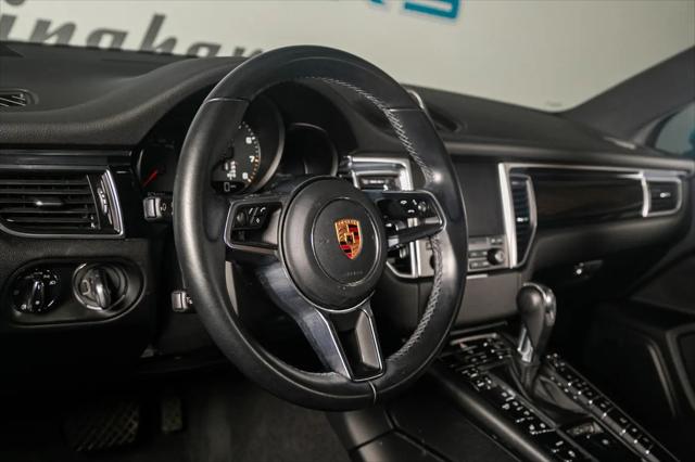 2018 Porsche Macan Macan