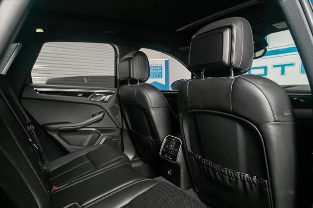 2018 Porsche Macan Macan