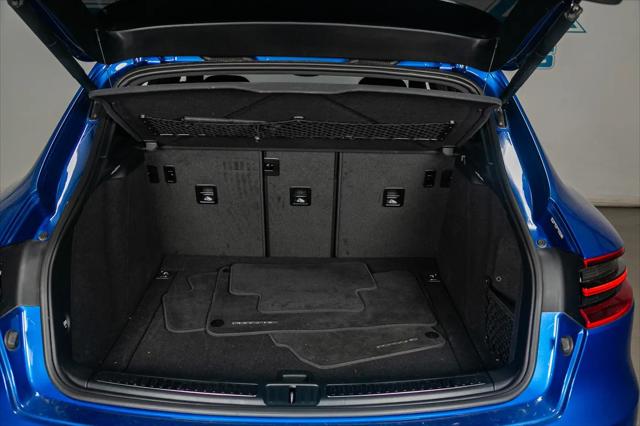 2018 Porsche Macan Macan
