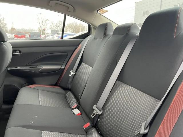 2025 Nissan Versa 1.6 SR