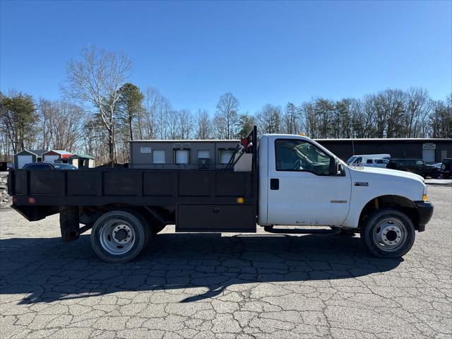 2004 Ford F-550 XL