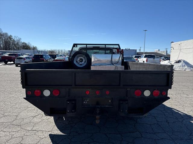 2004 Ford F-550 XL