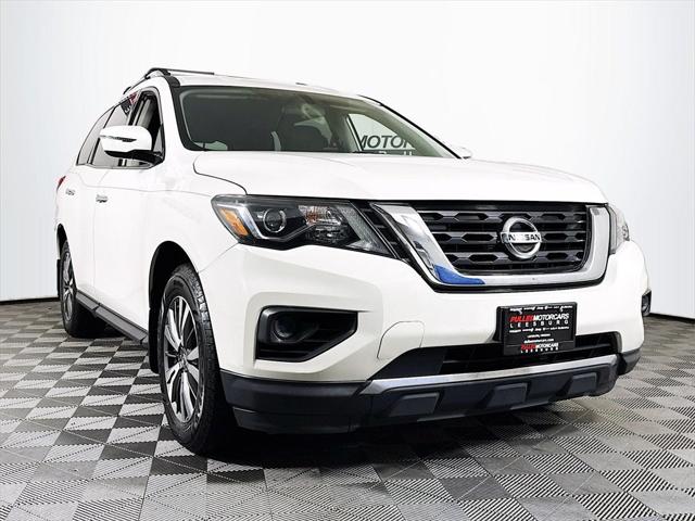 2017 Nissan Pathfinder S