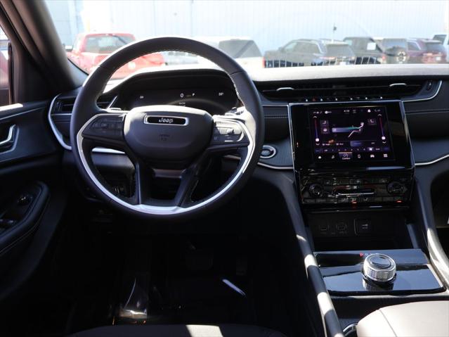2026 Jeep Grand Cherokee Altitude 4x4