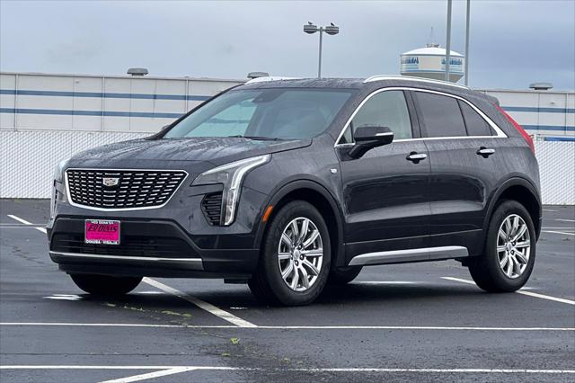 2023 Cadillac XT4 AWD Premium Luxury