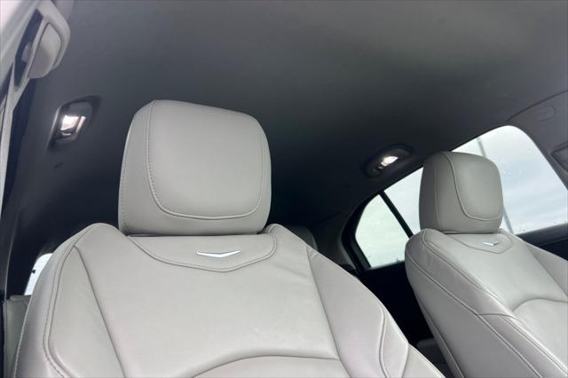 2023 Cadillac XT4 AWD Premium Luxury