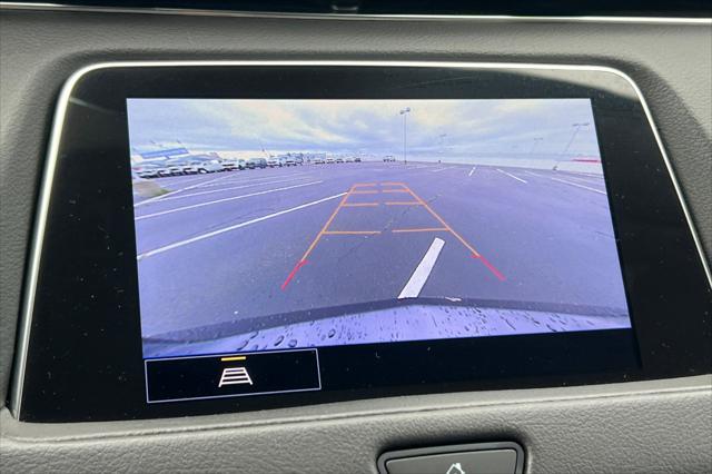 2023 Cadillac XT4 AWD Premium Luxury