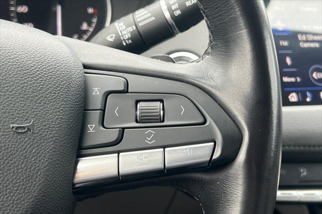 2023 Cadillac XT4 AWD Premium Luxury