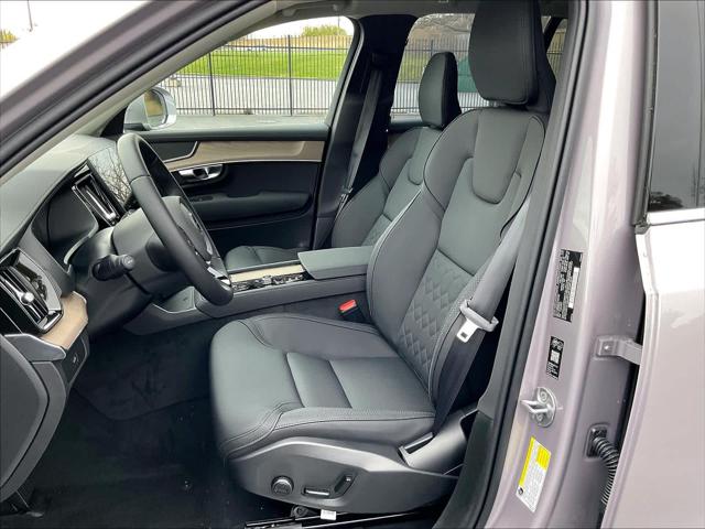 2026 Volvo XC90 Plus, B6 AWD Gas (mild hybrid), Gasoline, Bright, 7 Seats