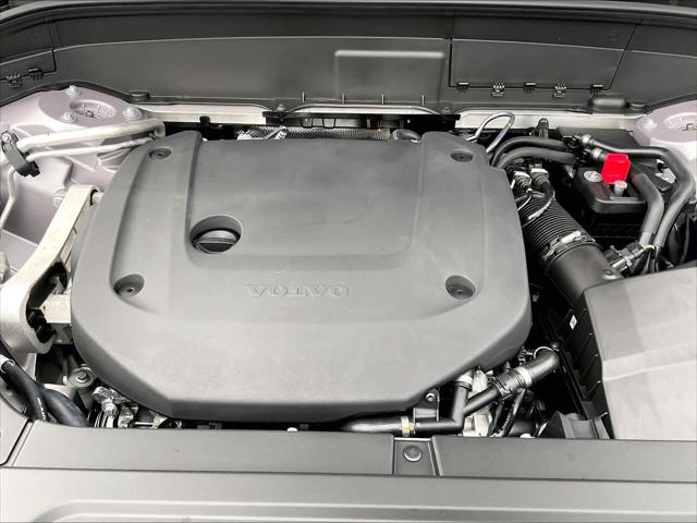 2026 Volvo XC90 Plus, B6 AWD Gas (mild hybrid), Gasoline, Bright, 7 Seats