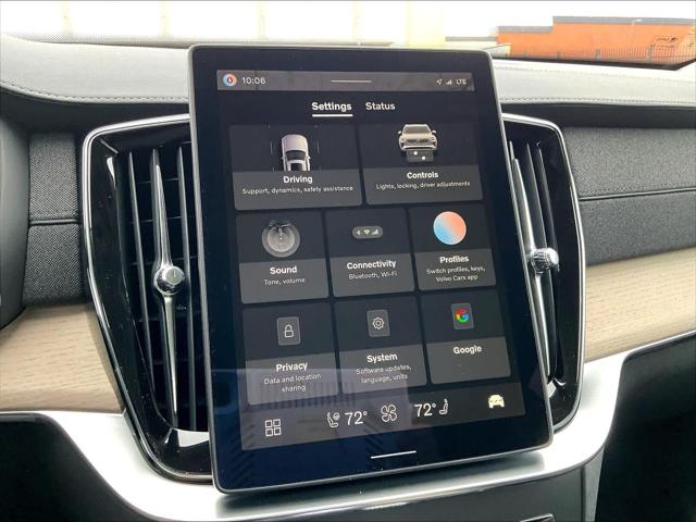 2026 Volvo XC90 Plus, B6 AWD Gas (mild hybrid), Gasoline, Bright, 7 Seats