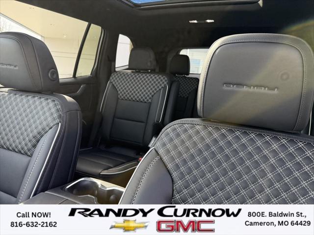 2026 GMC Acadia Denali AWD