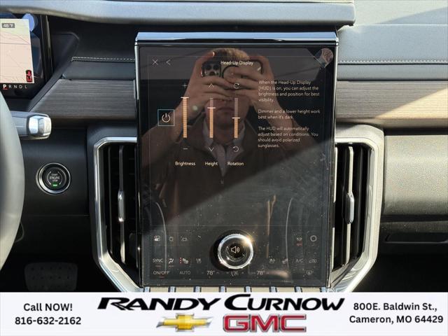 2026 GMC Acadia Denali AWD